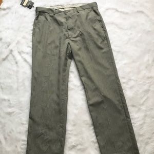 Haggar Men's Dress Pants in Grey Micro Windowpane